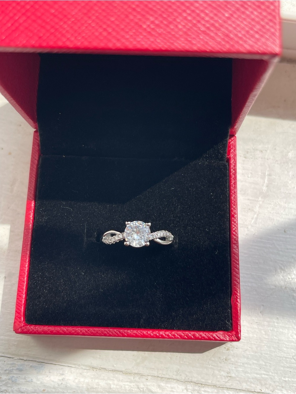 Classic Silver-Tone Solitaire Twist Ring with Clear Center Stone